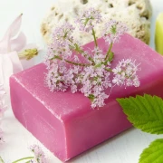 Brombeer Seife